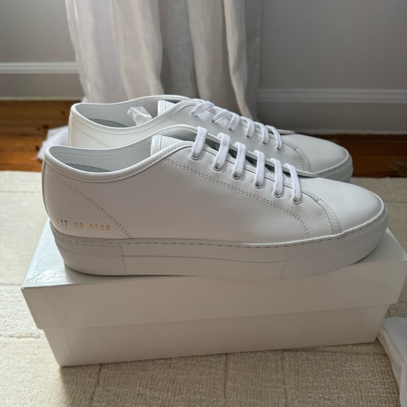 Common Projects Tournament Low Super size 39
